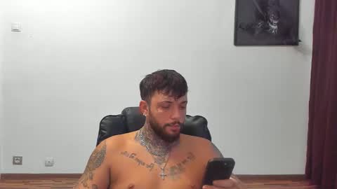 Snapshot of s1nmaster chatting on 10-02-25, 06:20 s1nmaster online show from 10-02-25, 06:20