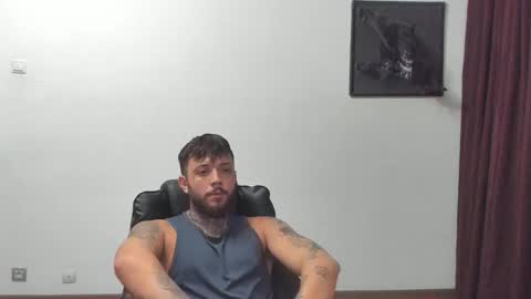 Snapshot of s1nmaster chatting on 10-02-25, 06:59 s1nmaster online show from 10-02-25, 06:59