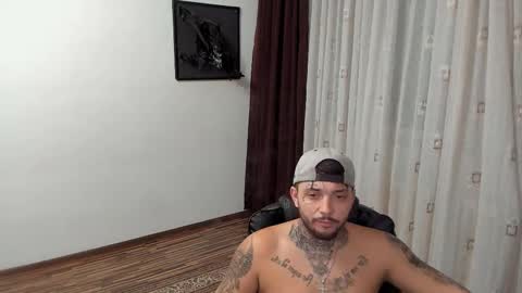 Snapshot of s1nmaster chatting on 11-02-25, 08:22 s1nmaster online show from 11-02-25, 08:22