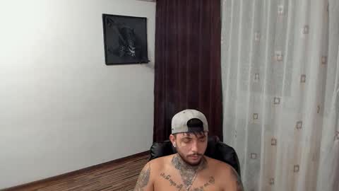 Snapshot of s1nmaster chatting on 11-04-25, 11:37 s1nmaster online show from 11-04-25, 11:37