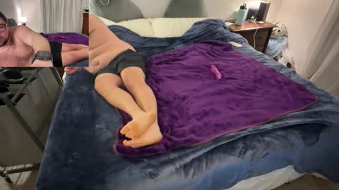 Snapshot of s3061796 chatting on 02-14-26, 05:15 RegSav24 online show from 02-14-26, 05:15