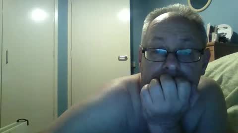 Snapshot of s536sny18 chatting on 11-07-25, 11:05 s536sny18 online show from 11-07-25, 11:05