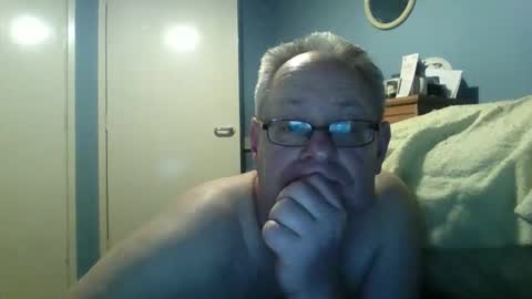 Snapshot of s536sny18 chatting on 02-21-26, 10:44 s536sny18 online show from 02-21-26, 10:44