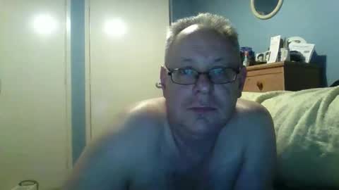 Snapshot of s536sny18 chatting on 03-08-26, 06:34 s536sny18 online show from 03-08-26, 06:34