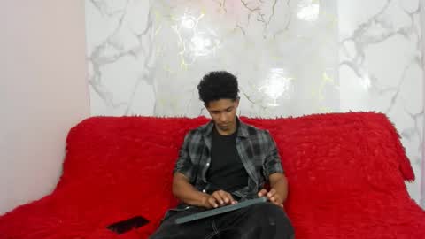 Snapshot of s_d_b_hot chatting on 04-26-26, 07:11 s_d_b_hot online show from 04-26-26, 07:11