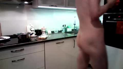 s_k_i_n_n_y online show from 10-07-25, 04:37