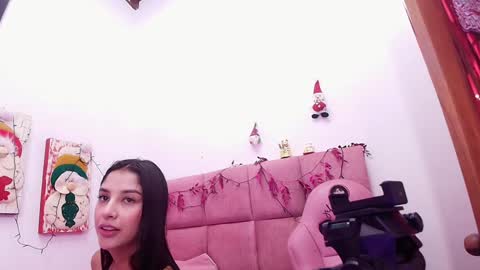 Snapshot of s_samanthax chatting on 01-08-25, 02:57 Samantha online show from 01-08-25, 02:57