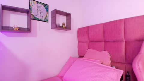 Snapshot of s_samanthax chatting on 01-10-25, 03:07 Samantha online show from 01-10-25, 03:07