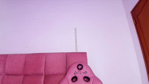 Snapshot of s_samanthax chatting on 01-31-25, 09:48 Samantha online show from 01-31-25, 09:48