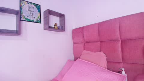 Snapshot of s_samanthax chatting on 02-01-25, 03:19 Samantha online show from 02-01-25, 03:19