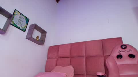 Snapshot of s_samanthax chatting on 02-06-25, 03:27 Samantha online show from 02-06-25, 03:27