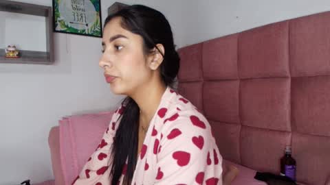 Snapshot of s_samanthax chatting on 02-08-25, 06:22 Samantha online show from 02-08-25, 06:22