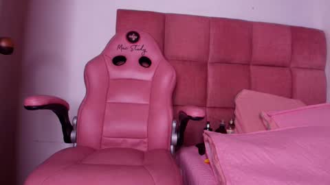 Snapshot of s_samanthax chatting on 03-01-25, 03:10 Samantha online show from 03-01-25, 03:10