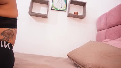 Snapshot of s_samanthax chatting on 10-02-25, 03:13 Samantha online show from 10-02-25, 03:13