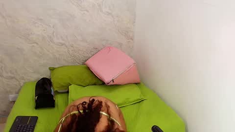 Snapshot of s_sofia_ chatting on 02-20-25, 07:19 s_sofia_ online show from 02-20-25, 07:19