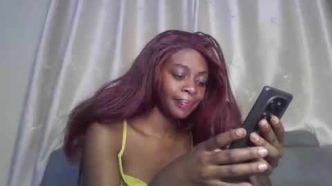 Snapshot of s_weetally chatting on 04-07-26, 11:48 Ally online show from 04-07-26, 11:48