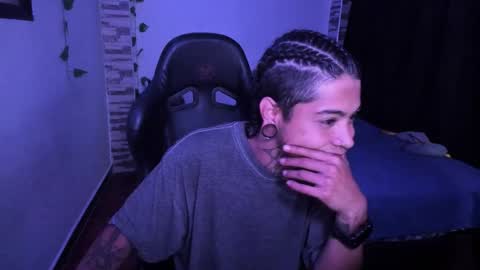 Snapshot of saad__man chatting on 09-12-25, 03:28 Danny online show from 09-12-25, 03:28