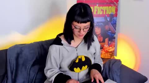 Snapshot of saam_collins69 chatting on 10-27-25, 04:49 Val online show from 10-27-25, 04:49