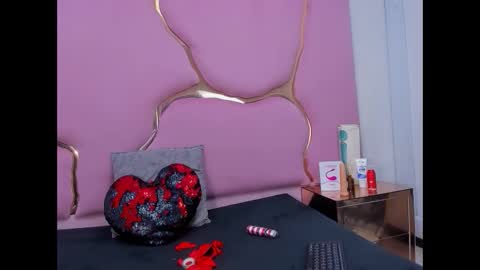 saamanthaortizz online show from 09-16-25, 05:52
