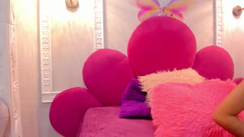 Snapshot of saammy_17 chatting on 11-01-25, 08:33 sammy online show from 11-01-25, 08:33