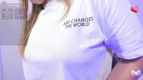 saaya_tay online show from 10-14-25, 03:18