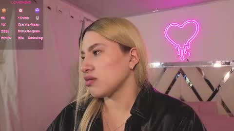 saaya_tay online show from 06-17-26, 03:20