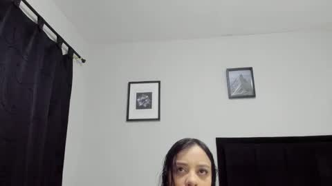 Snapshot of sabbrand_ chatting on 11-02-25, 05:15 online show from 11-02-25, 05:15