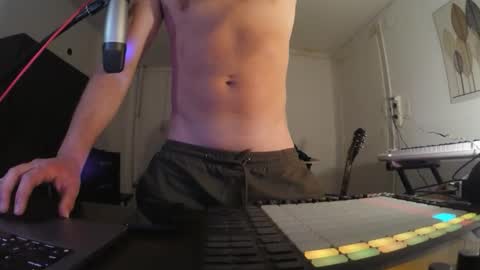 sabesquesi2 online show from 09-13-25, 04:34
