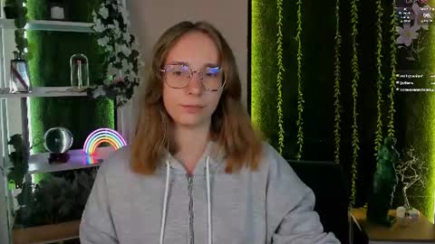 Snapshot of sabina_wul chatting on 07-19-26, 07:17 Sabina online show from 07-19-26, 07:17