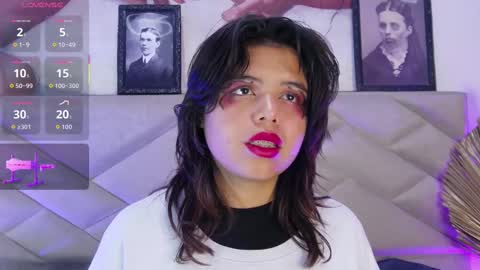 Snapshot of sabinamerchetti_ chatting on 09-27-25, 03:22 Sabina Merchetti online show from 09-27-25, 03:22