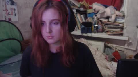 Snapshot of sabochka888 chatting on 10-21-25, 06:58 sabochka888 online show from 10-21-25, 06:58