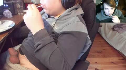 Snapshot of saboda chatting on 01-08-26, 07:10 1141323 my Lord Mister Max moms treasure online show from 01-08-26, 07:10