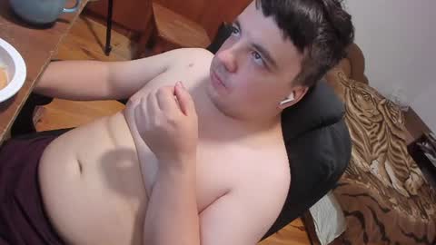 Snapshot of saboda chatting on 08-07-26, 07:27 1141323 my Lord Mister Max moms treasure online show from 08-07-26, 07:27