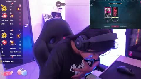 Angie  online show from 10-04-25, 06:06