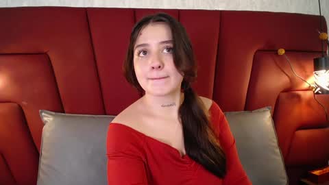 Snapshot of sabrina_lennox chatting on 12-12-24, 07:26 Sabrina Maria online show from 12-12-24, 07:26