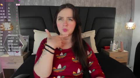 Snapshot of sabrina_lennox chatting on 01-09-25, 07:50 Sabrina Maria online show from 01-09-25, 07:50