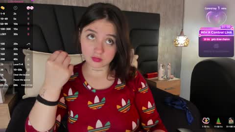 Snapshot of sabrina_lennox chatting on 01-09-25, 10:52 Sabrina Maria online show from 01-09-25, 10:52