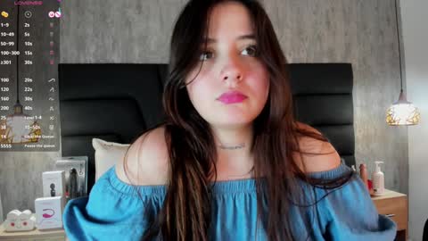 Snapshot of sabrina_lennox chatting on 02-07-25, 01:47 Sabrina Maria online show from 02-07-25, 01:47