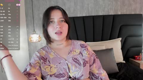 Snapshot of sabrina_lennox chatting on 02-08-25, 07:38 Sabrina Maria online show from 02-08-25, 07:38