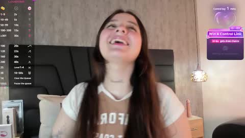 Snapshot of sabrina_lennox chatting on 02-10-25, 07:49 Sabrina Maria online show from 02-10-25, 07:49