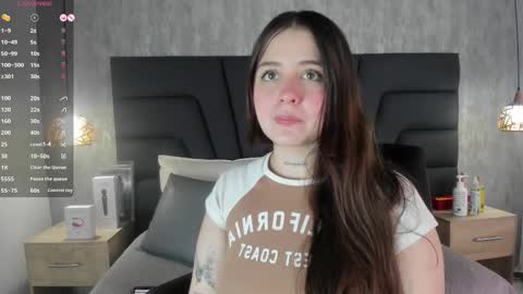 Snapshot of sabrina_lennox chatting on 03-05-25, 07:38 Sabrina Maria online show from 03-05-25, 07:38