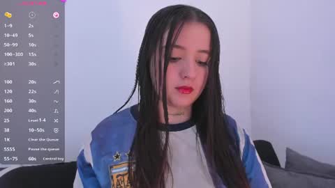 Snapshot of sabrina_lennox chatting on 06-18-26, 06:34 Sabrina Maria online show from 06-18-26, 06:34