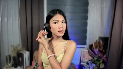 Nadine online show from 11-11-25, 04:07