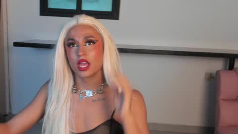 Sabrina Rose  online show from 01-12-25, 06:39