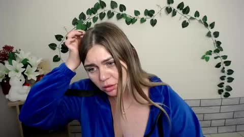Sabrina online show from 10-08-25, 08:23