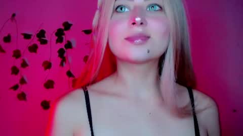 Snapshot of sabrinaexpositoxx chatting on 02-06-25, 06:40 SABRI online show from 02-06-25, 06:40