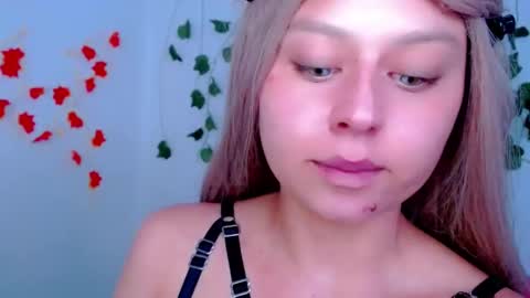 Snapshot of sabrinaexpositoxx chatting on 02-21-25, 10:26 SABRI online show from 02-21-25, 10:26