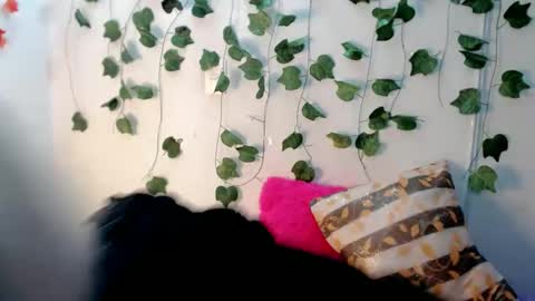 Snapshot of sabrinaexpositoxx chatting on 02-28-25, 04:21 SABRI online show from 02-28-25, 04:21