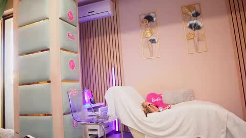 SabrinaJade online show from 05-07-26, 04:40