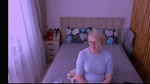 Sabrina MacMarren online show from 05-11-26, 04:04
